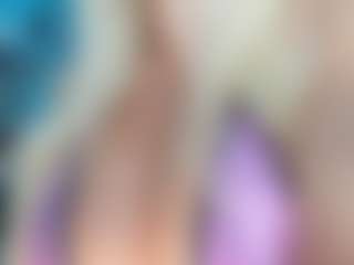 adrianna777's Live Sex Cam Show