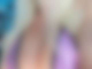 adrianna777's Live Sex Cam Show