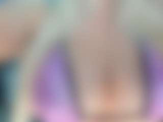 adrianna777's Live Sex Cam Show