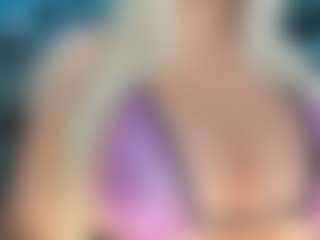 adrianna777's Live Sex Cam Show