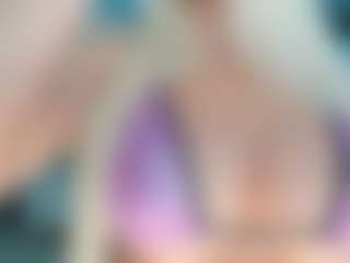 adrianna777's Live Sex Cam Show
