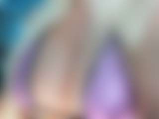 adrianna777's Live Sex Cam Show