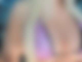 adrianna777's Live Sex Cam Show