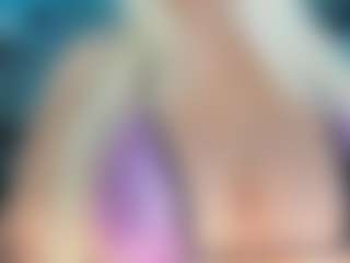 adrianna777's Live Sex Cam Show