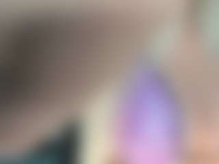 adrianna777's Live Sex Cam Show