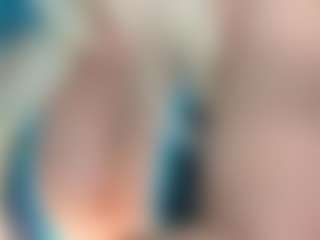 adrianna777's Live Sex Cam Show