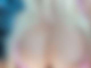adrianna777's Live Sex Cam Show
