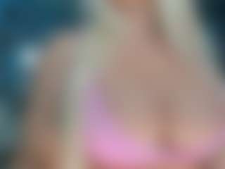 adrianna777's Live Sex Cam Show