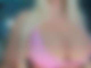 Cam Show en direct de adrianna777