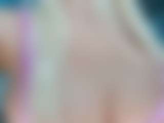 adrianna777's Live Sex Cam Show