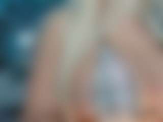 adrianna777's Live Sex Cam Show