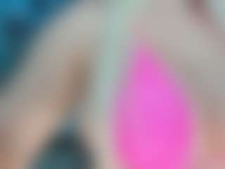 adrianna777's Live Sex Cam Show