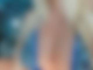 Show live cam dengan adrianna777 - Granny Petite di Camsoda
