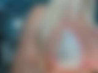 Live cam show with adrianna777 - Petite MILF on madthumbs