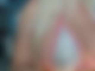 adrianna777's Live Sex Cam Show