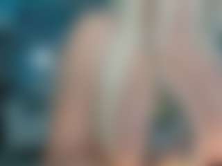 adrianna777's Live Sex Cam Show