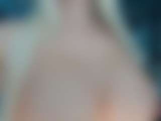 adrianna777's Live Sex Cam Show