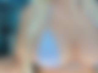 adrianna777's Live Sex Cam Show