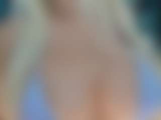 adrianna777's Live Sex Cam Show