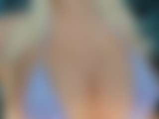 adrianna777's Live Sex Cam Show