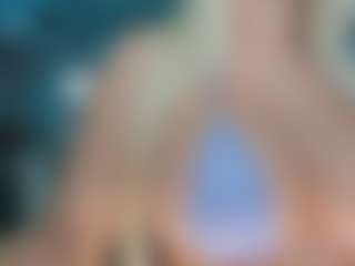 Live cam show with adrianna777 - Small Ass on studioflirtlive.com