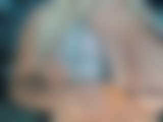 adrianna777's Live Sex Cam Show