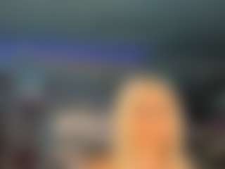 adrianna777's Live Sex Cam Show