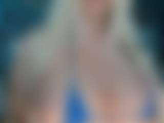 adrianna777's Live Sex Cam Show