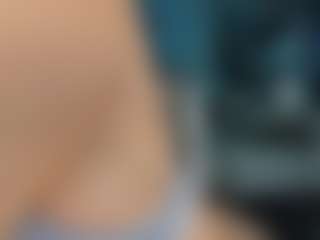 adrianna777's Live Sex Cam Show