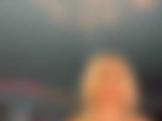 Live cam show with adrianna777 - Small Ass on livesuperchat.net