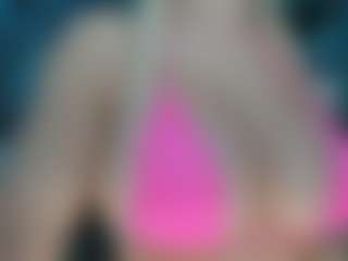 adrianna777's Live Sex Cam Show