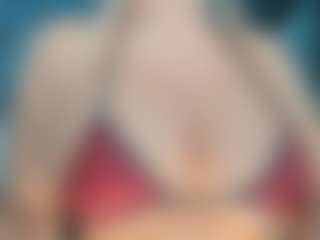 adrianna777's Live Sex Cam Show