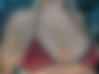 adrianna777's Live Sex Cam Show