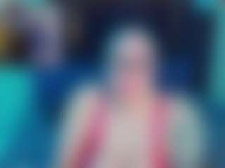 Live cam show with Nelli Brickhouse - Spank Lovense on CamClone