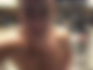 Bigman260's Live Sex Cam Show