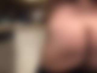 Live cam show with Bigman260 - Blowjob on Camsoda