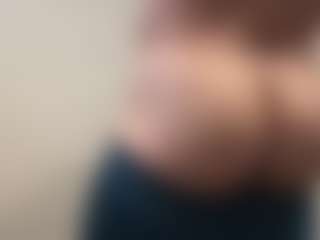 Live cam show with Bigman260 - Spank on Camsoda