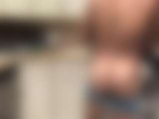 Spettacolo in cam dal vivo con Bigman260 - Fetish su Camsoda