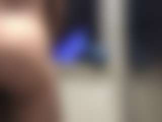 Live cam show with Bigman260 - Orgasm on Cam Slut