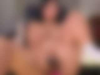 ivynaugthyqueen's Live Sex Cam Show