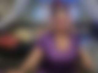 Live cam show with GoddessLondi - Flashing on 1on1-livenow