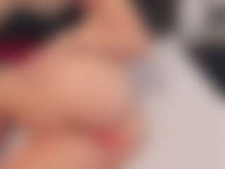 Live cam show with preciousailyn - Daddy on Camsoda