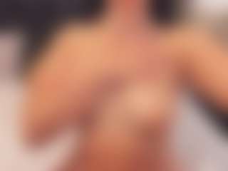 preciousailyn's Live Sex Cam Show