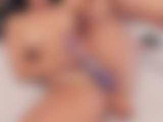 preciousailyn's Live Sex Cam Show