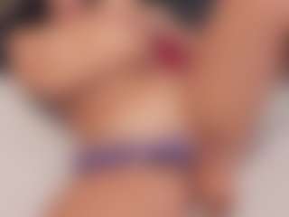 preciousailyn's Live Sex Cam Show