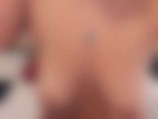 preciousailyn's Live Sex Cam Show