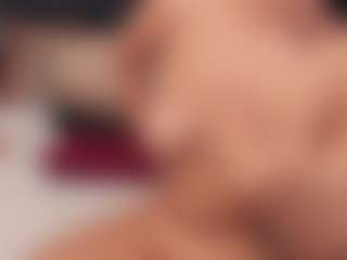 preciousailyn's Live Sex Cam Show