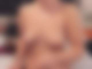 preciousailyn's Live Sex Cam Show