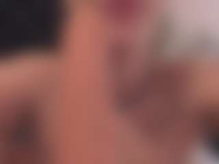 preciousailyn's Live Sex Cam Show