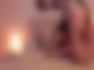 Live cam show with Dani ❤ - Gamer Athletic on CamwithHer